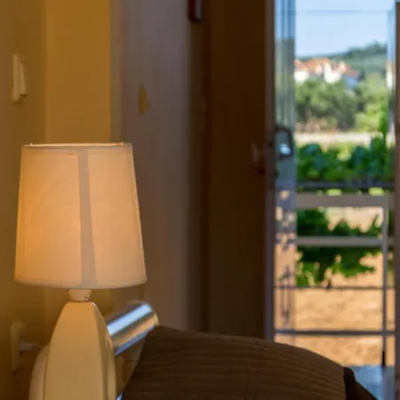 Apartment Drosia *